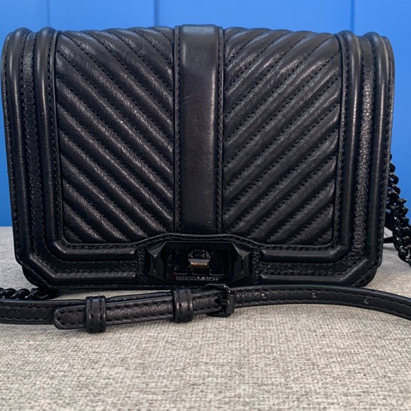 Rebecca Minkoff Chevron Love Crossbody Piccola – Borsa A Tracolla In Pelle Trapuntata, Nera, 20x14x4,4 Cm